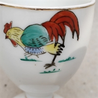 porcelænsæggebæger-hane-dekoration-gammel-æggeholder